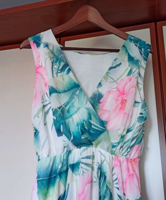 przepiękna sukienka na letnie imprezy w rozm. 38/M