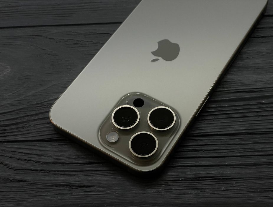 iPhone 15 Pro Max 256 gb Natural Titanium Мазин Гарантія