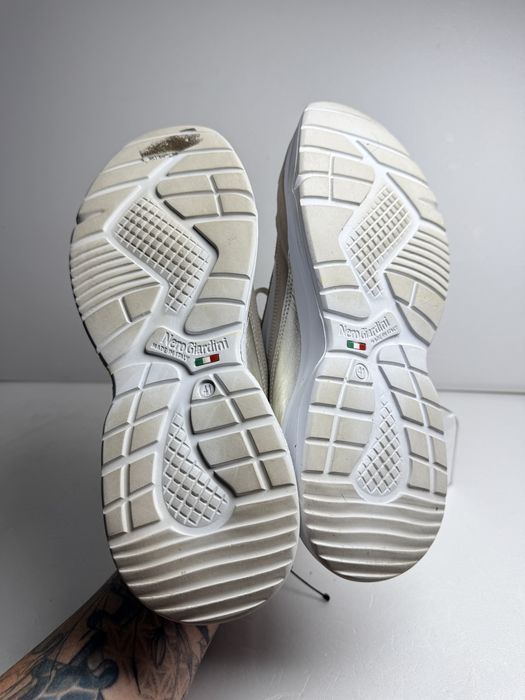 Sneakersy skórzane  Nero Giardini r.41 styl casual premium