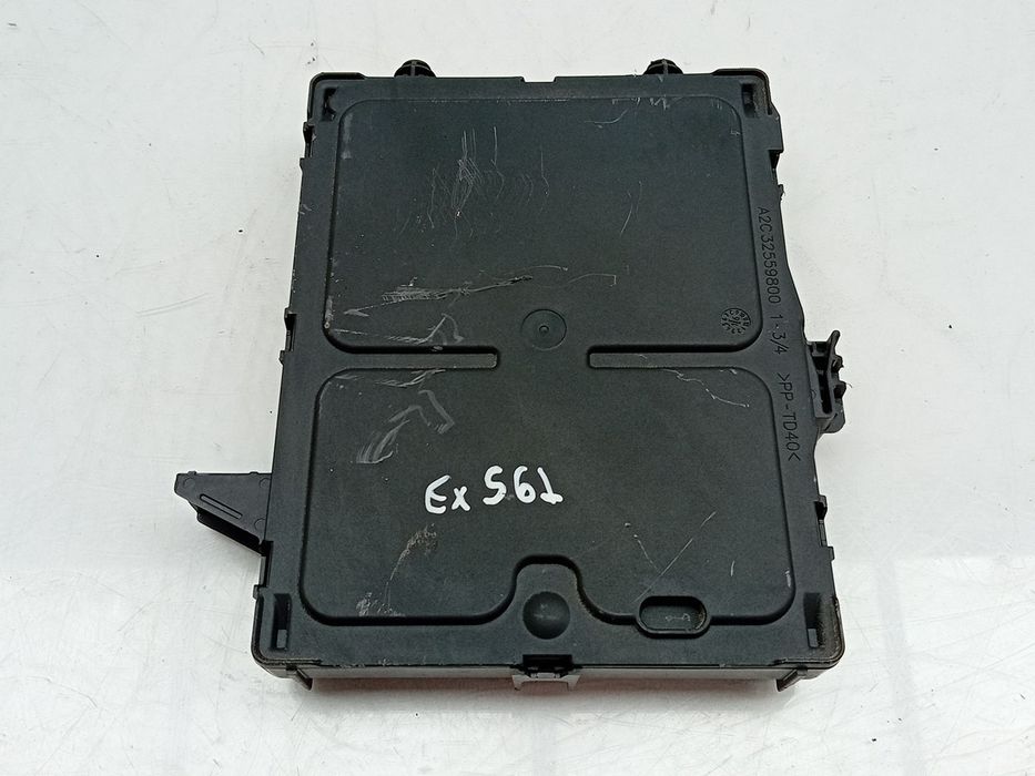 Módulo confort RENAULT Megane IV (B9A/M_)