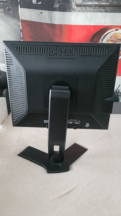 Monitor Dell 17''