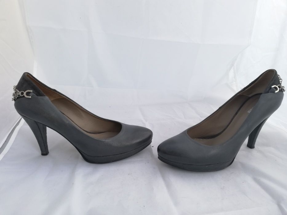 Czółenka szpilki Gino Rossi rozmiar 38 wkładka 25 cm