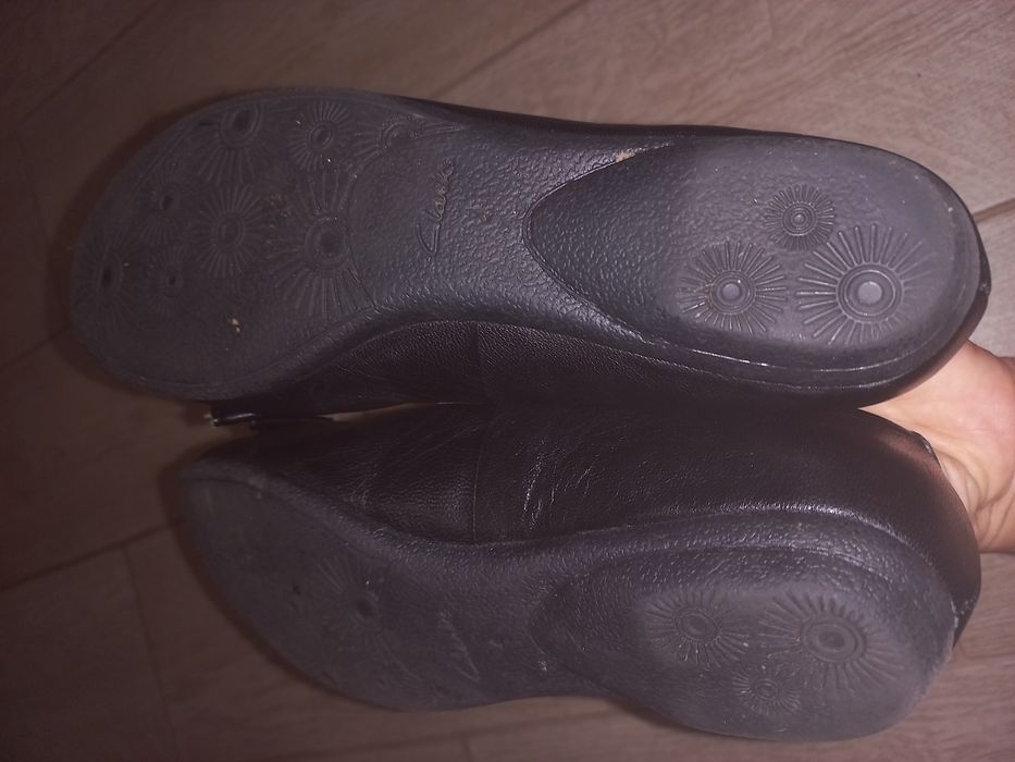 Балетки clarks шкіряні