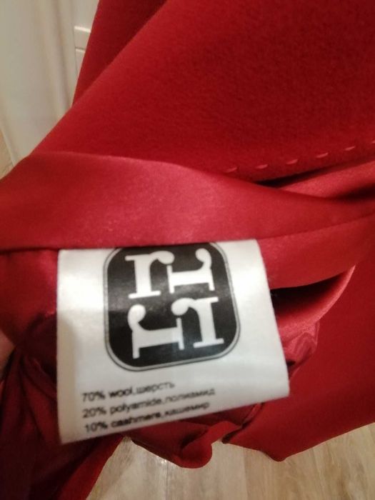 Демісезонне жіноче червоне пальто з вовни RICHE