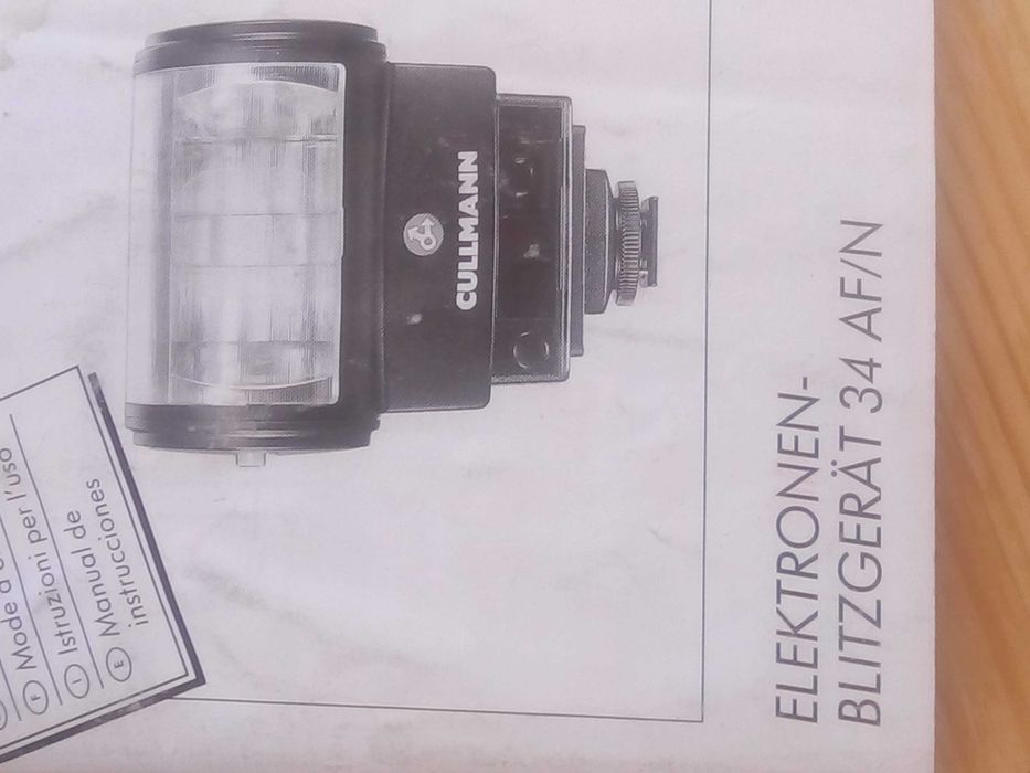 NiKon F-601 AF Quartz Date analoge