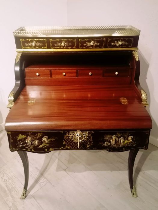 Bonheur-du-jour (Escrivaninha Secretária Papeleira) Luís XV
