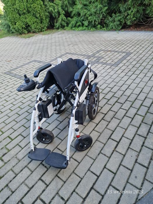 Wózek elektryczny inwalidzki wózek, chodzik