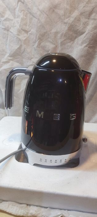 Czajnik elektryczny Smeg KLF04