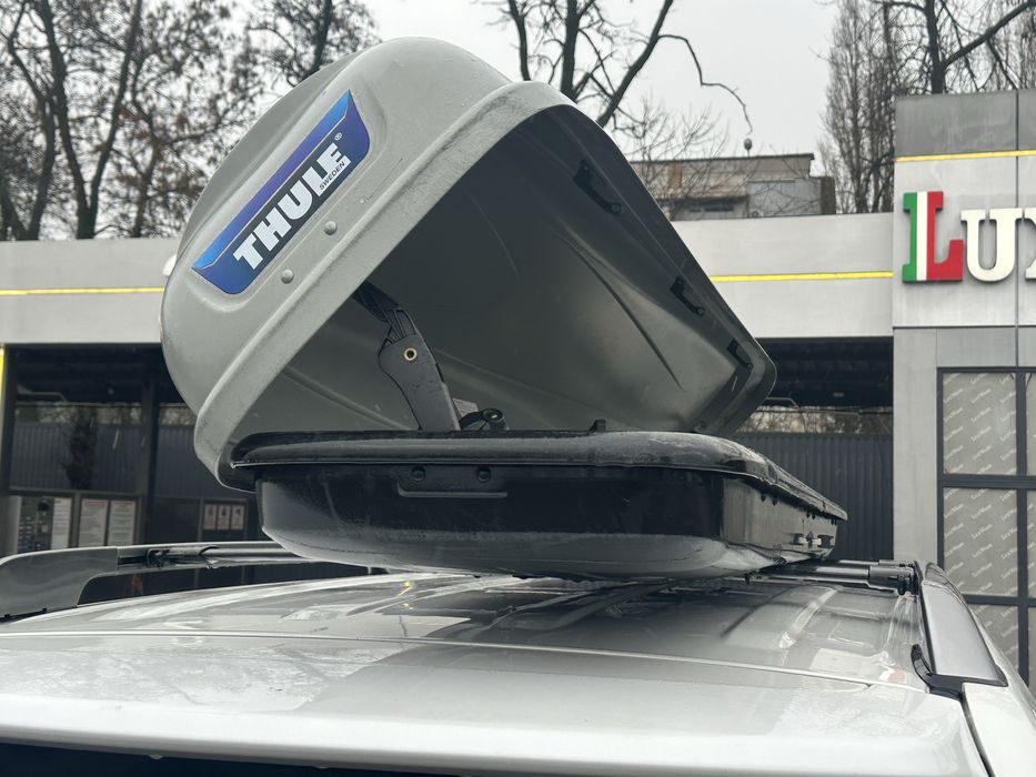 Продам бокс Thule Ocean 500 на дах з коиплектом кріплення.