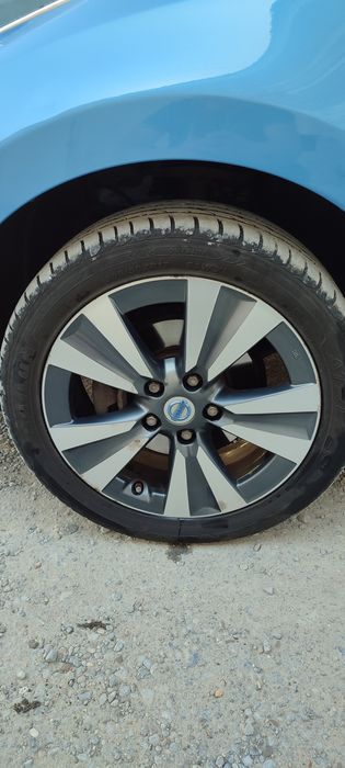 Диски Nissan r17 з шинами