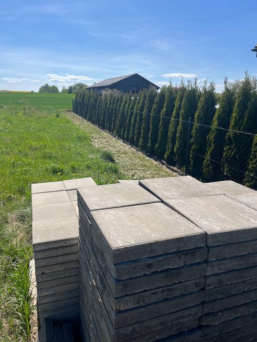 Płytki chodnikowe