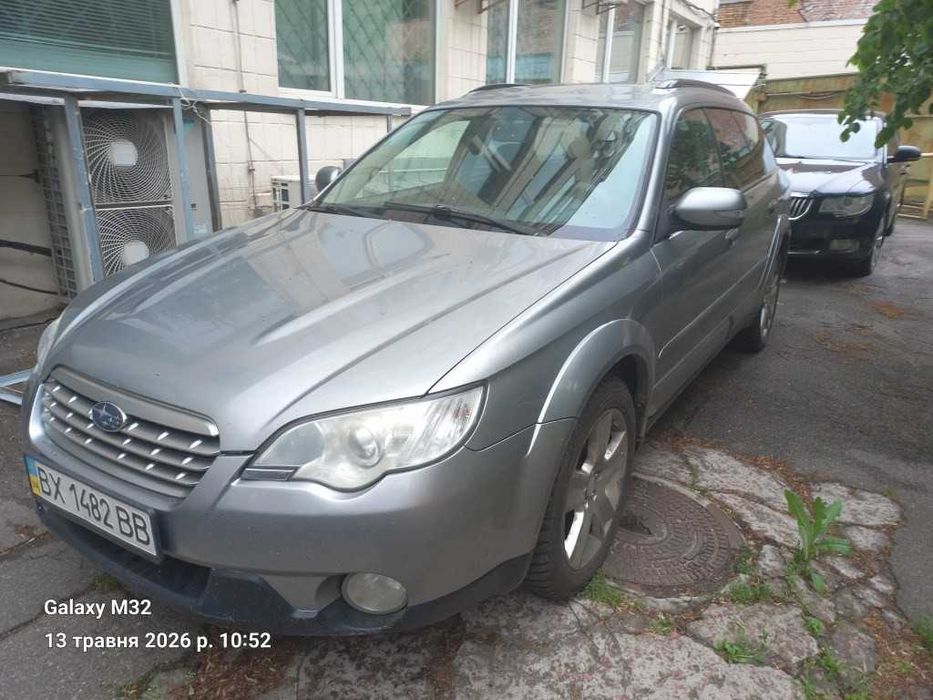 Автомобіль SUBARU Outback