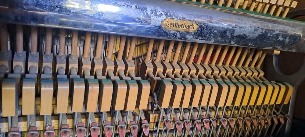 Pianino koncertowe Seiler