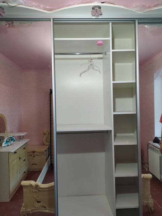 шафа купе у відмінному стані