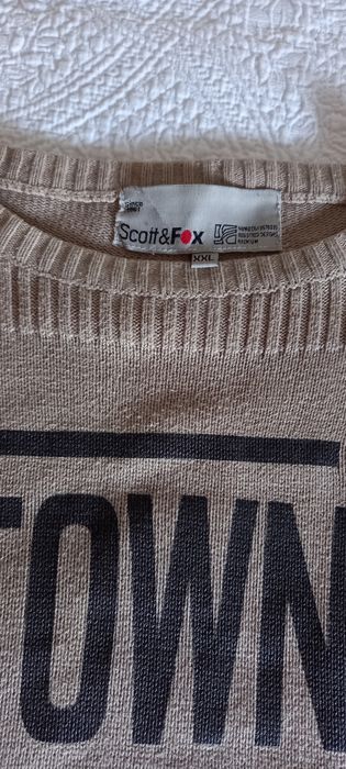Camisola XXL. Beije com letras. Rapaz. 50% algodão, 50% acrílico