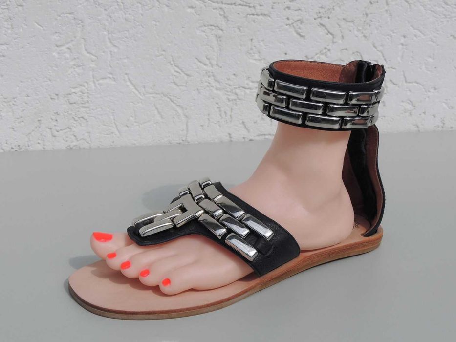 **Jeefery Campbell** rozmiar 37 skórzane sandały