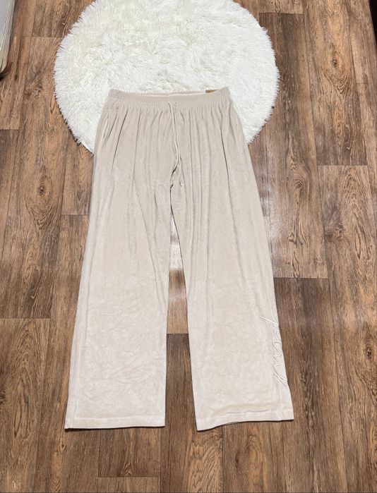 Спортивні велюрові штани нові від Victoria Secret Pink з біркою