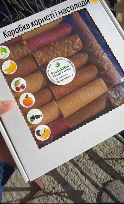 Широкоформатний друк Банерів Плакатів фотошпалер Наклейки Дизайн