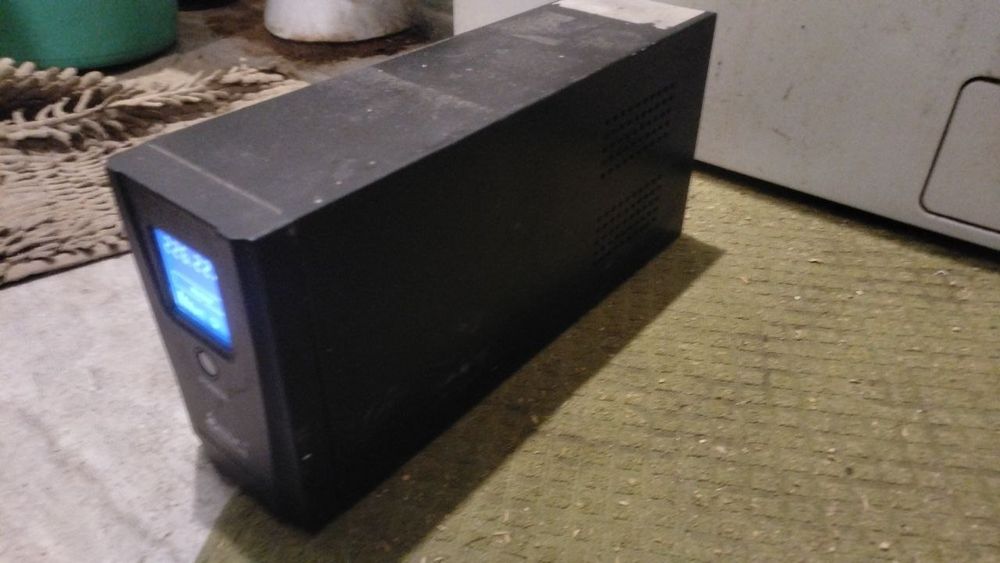 ДБЖ VP-1000-LCD срочно