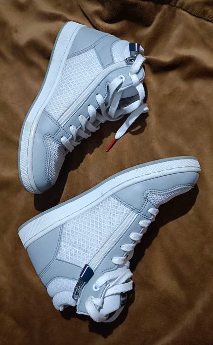 Кросівки оригінал