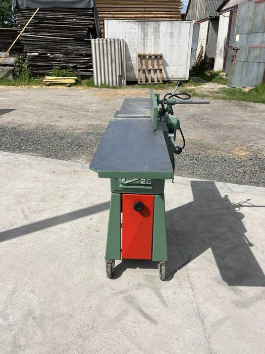 Фугувальний станок..Станок стругальний.