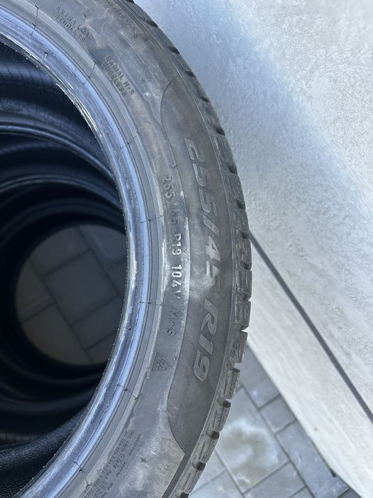PIRELLI SOTTOZERO 3 255/40/19 104V