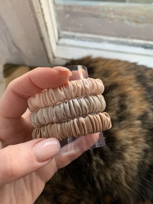 Шелковые резинки для волос. Скранчи - silk 100%