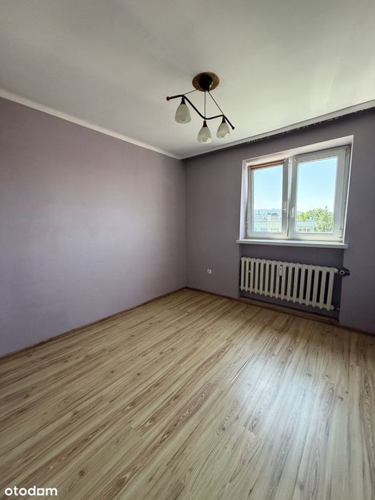 379 000 zł,3 pokoje |49 m² | Balkon | Złote Łany, ul. Majakowskiego 19