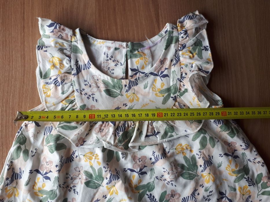 Bluzeczka na 4 lata stan bardzo dobry