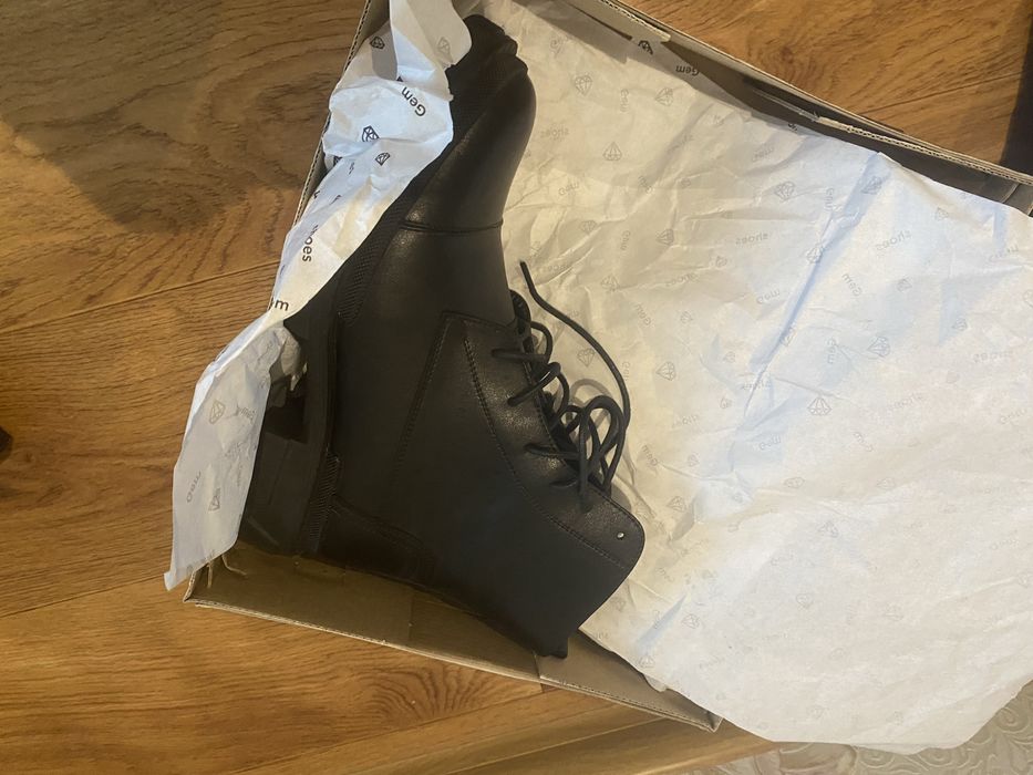 Зимові черевики 39 розмір