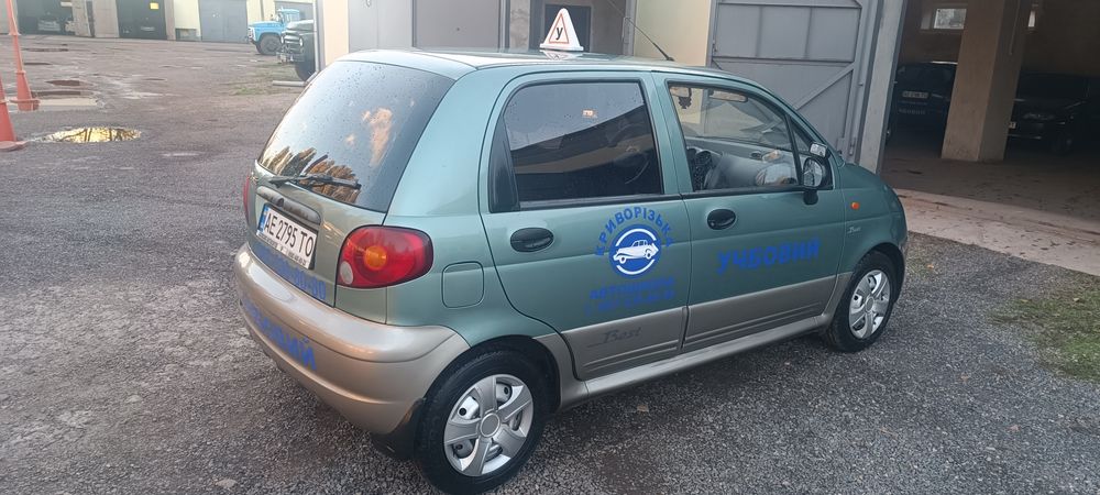 Авто инструктор.