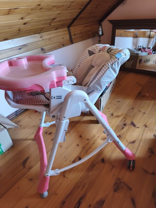 Fotelik do karmienia