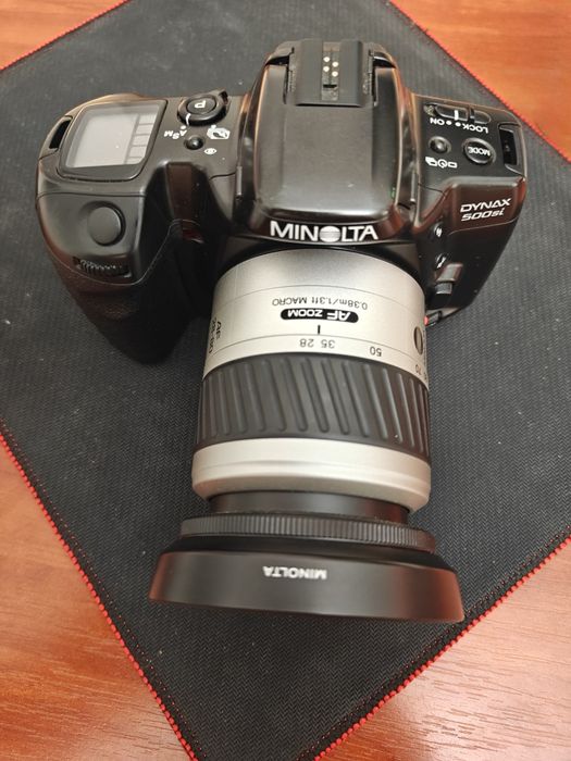 Minolta 500si + об'єктив Minolta AF 28-80mm f3.5-5.6 62mm