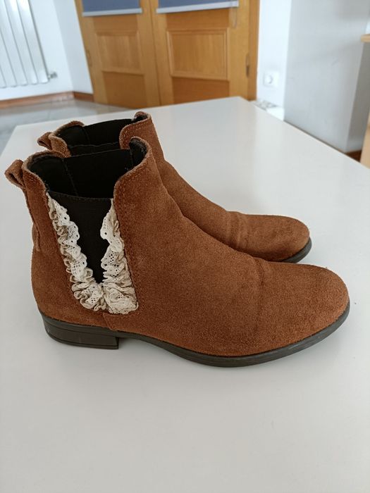 Botas camel camurça tamanho 35