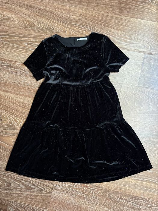 Саяткова сукня на дівчинку12-13 років