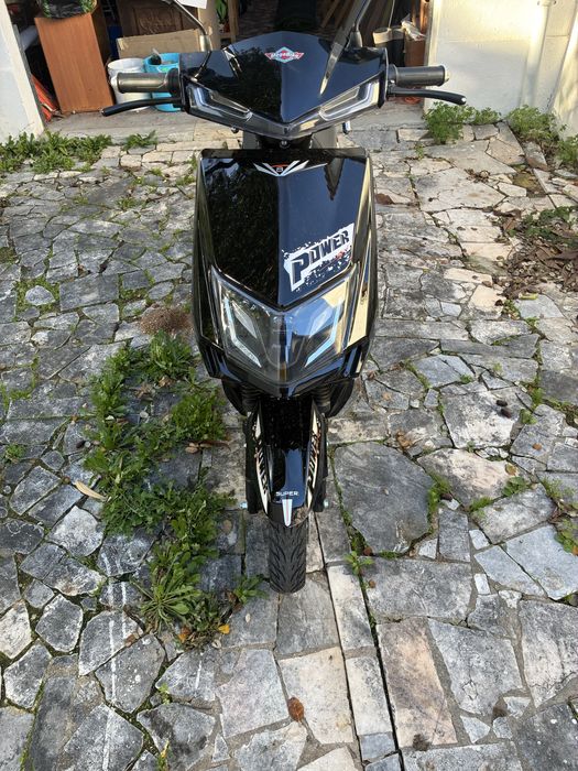 Mota  elétrica a lítio