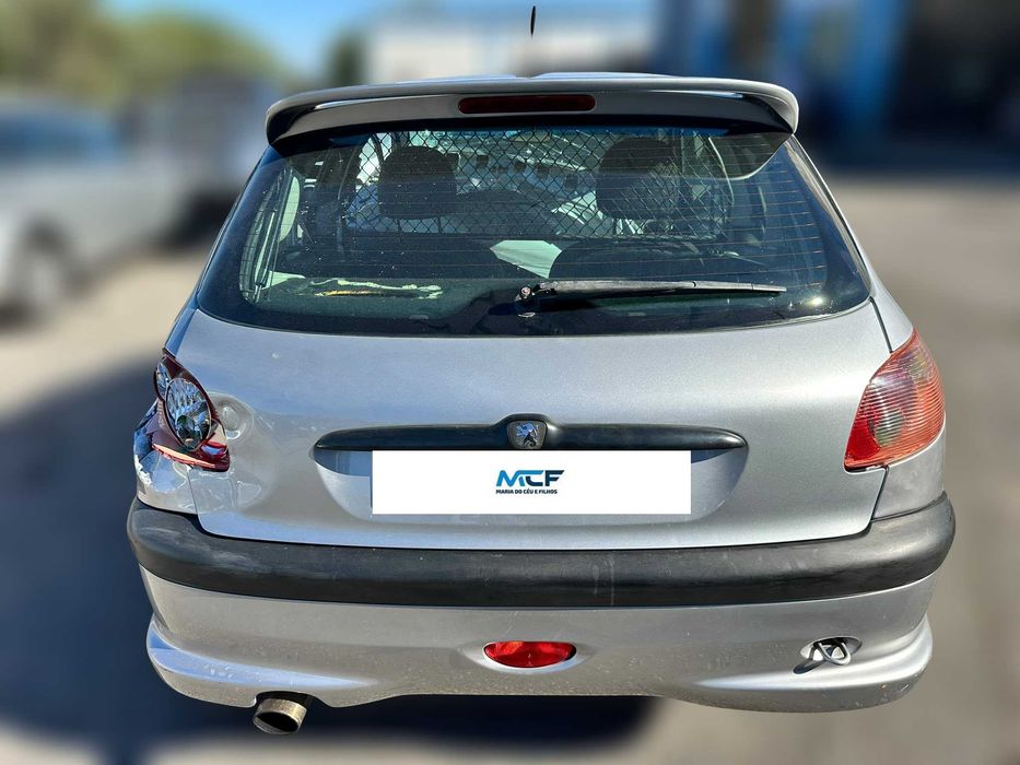 PEUGEOT 206 Hatchback (2AC) 2.0 HDI Diesel 90 cv  66 kW 1999 - 2009 RHY (DW10TD) para peças