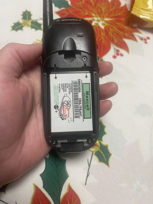 Продам Motorola CD 930