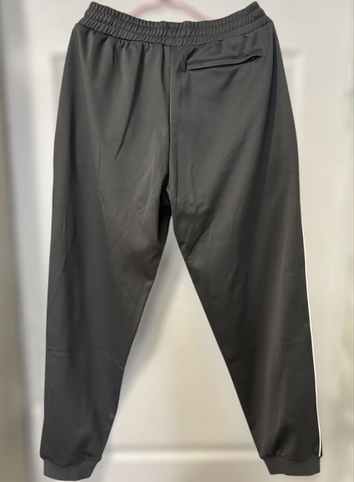 Нові спортивні штани new balance. Дуже гарний колір. Гарно виглядают.