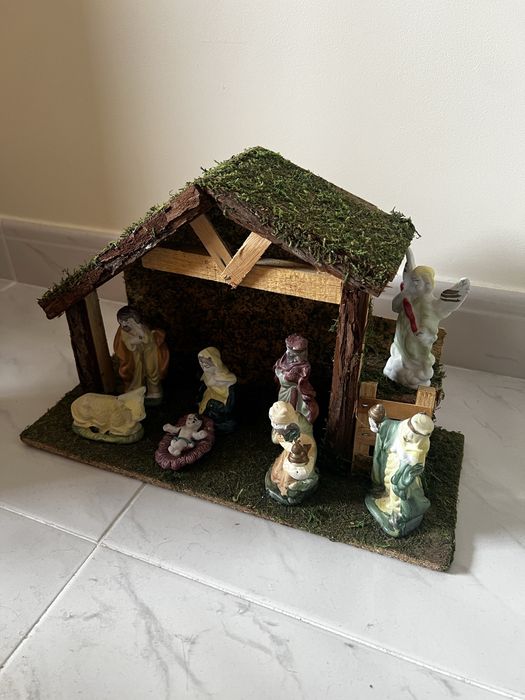 Presépio Tradicional com 8 Figuras – Conjunto Completo