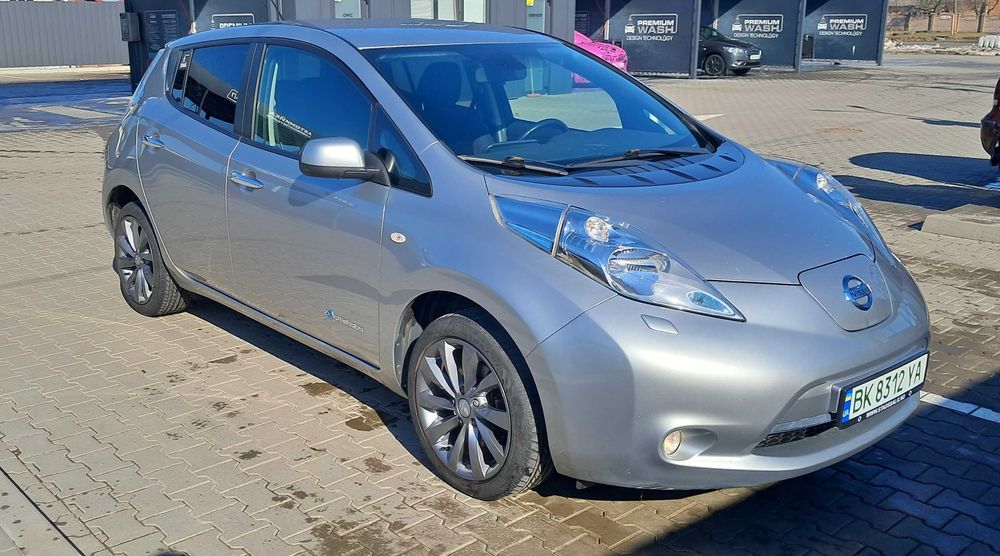 Nissan Leaf 2014