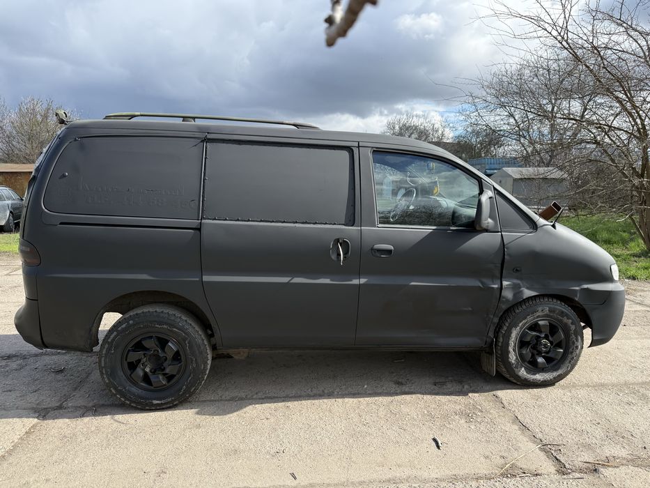 Продам Hyundai H-1 4x4