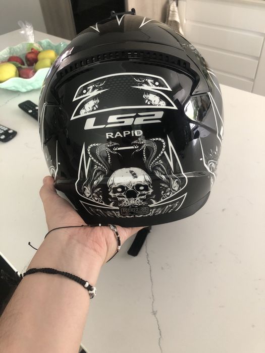 Capacete de mota Modelo LS2 rápid
