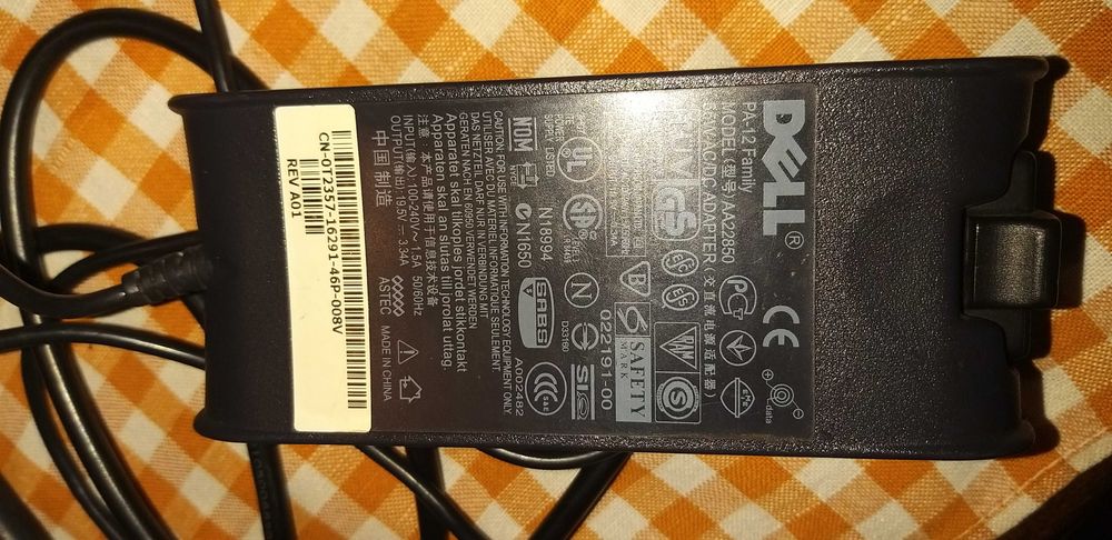 DELL Latitude 7490 - Intel i5-8350U - NOWA BATERIA