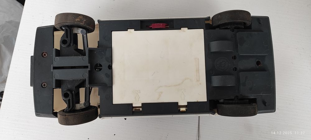 Продам игрушку Ваз 2109 на радиоуправлении ГНОМ 3