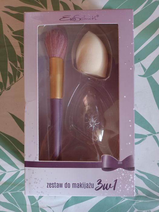 Nowy zestaw do makijażu 3w1 Ewa Schmitt