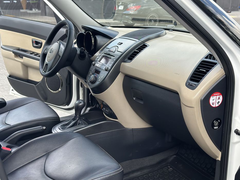 Продам Kia Soul 2010