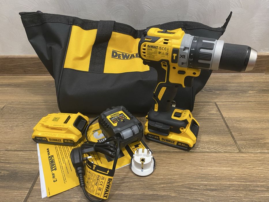 Комплект DeWalt DCD796D2W