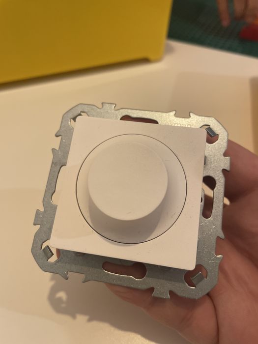 Variador de luz Lexman