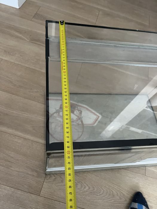 Terrarium o wymiarach dłu-60 wys-40 głb-40